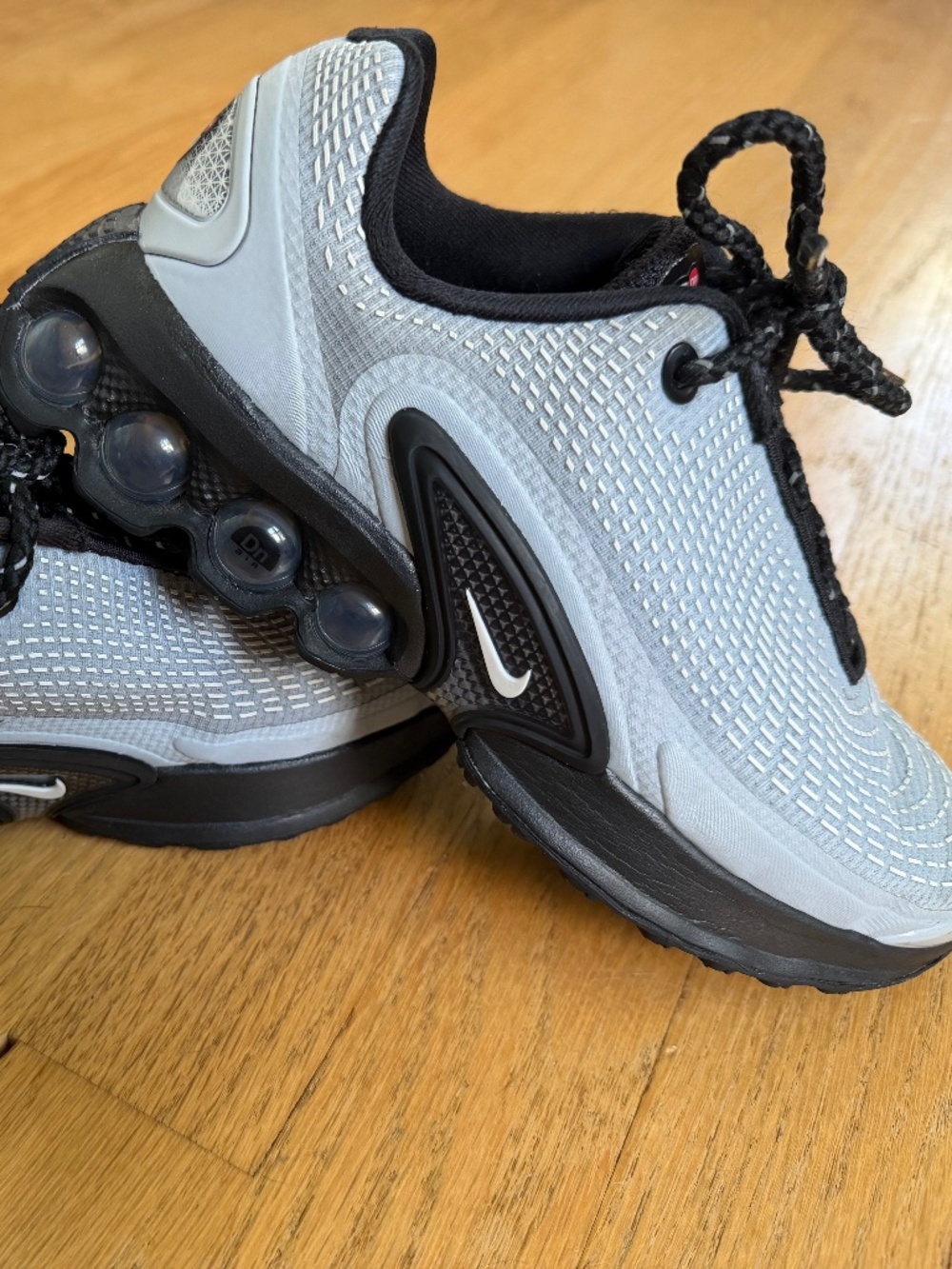 Youth Nike Air Max Dn Big Kids Size 2 Black Grey Lace Up Sneakers